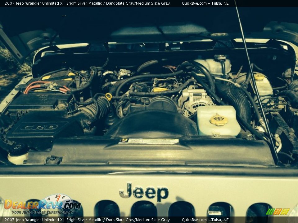 2007 Jeep Wrangler Unlimited X Bright Silver Metallic / Dark Slate Gray/Medium Slate Gray Photo #16