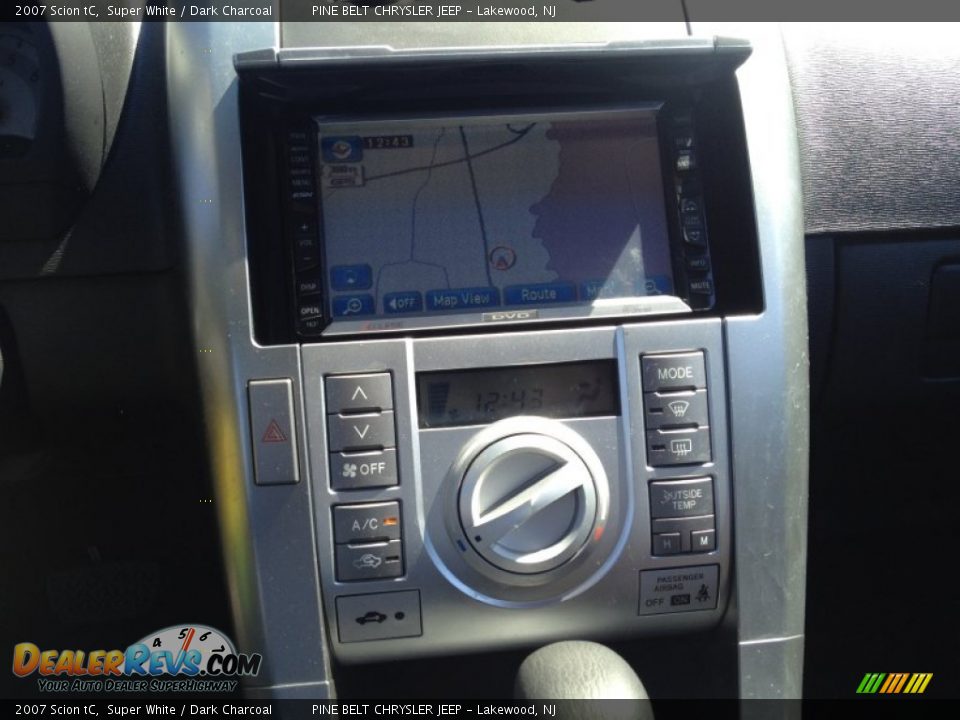 2007 Scion tC Super White / Dark Charcoal Photo #19