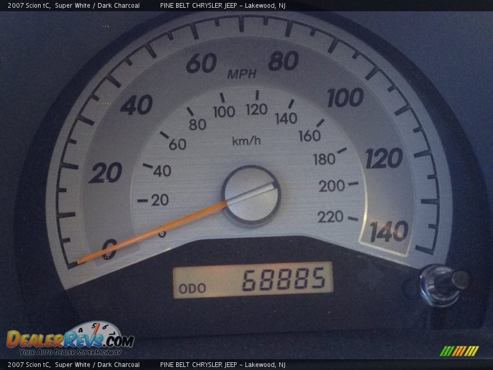 2007 Scion tC Super White / Dark Charcoal Photo #20