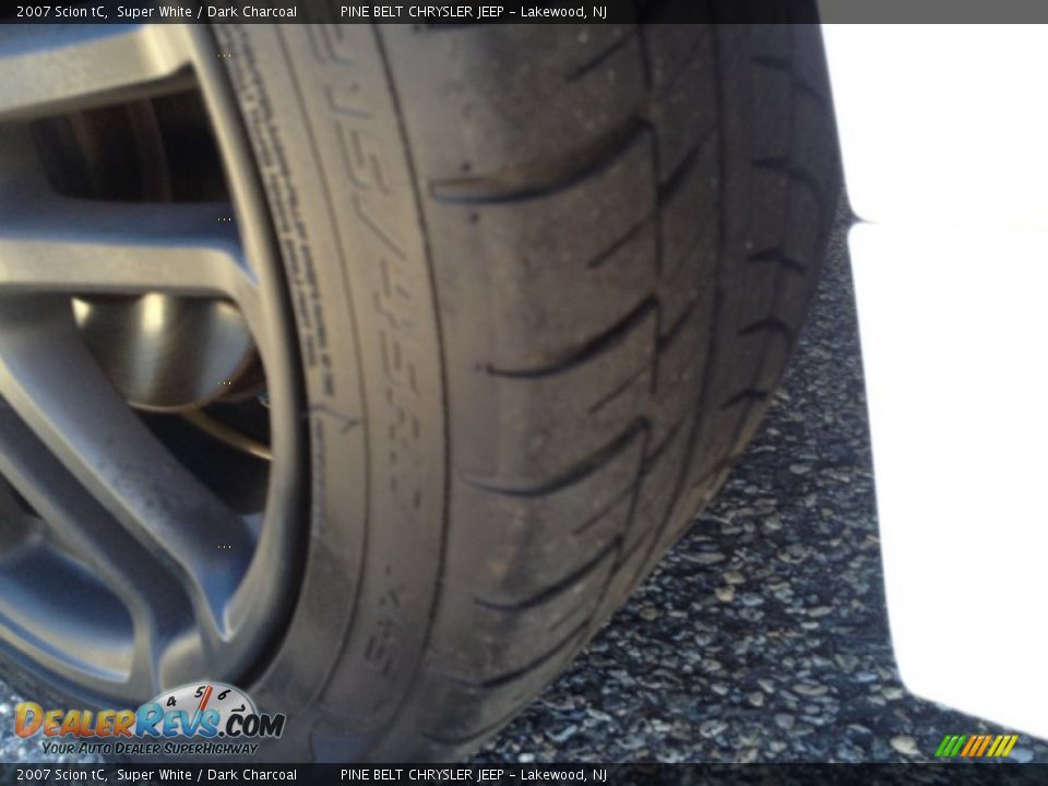 2007 Scion tC Super White / Dark Charcoal Photo #21