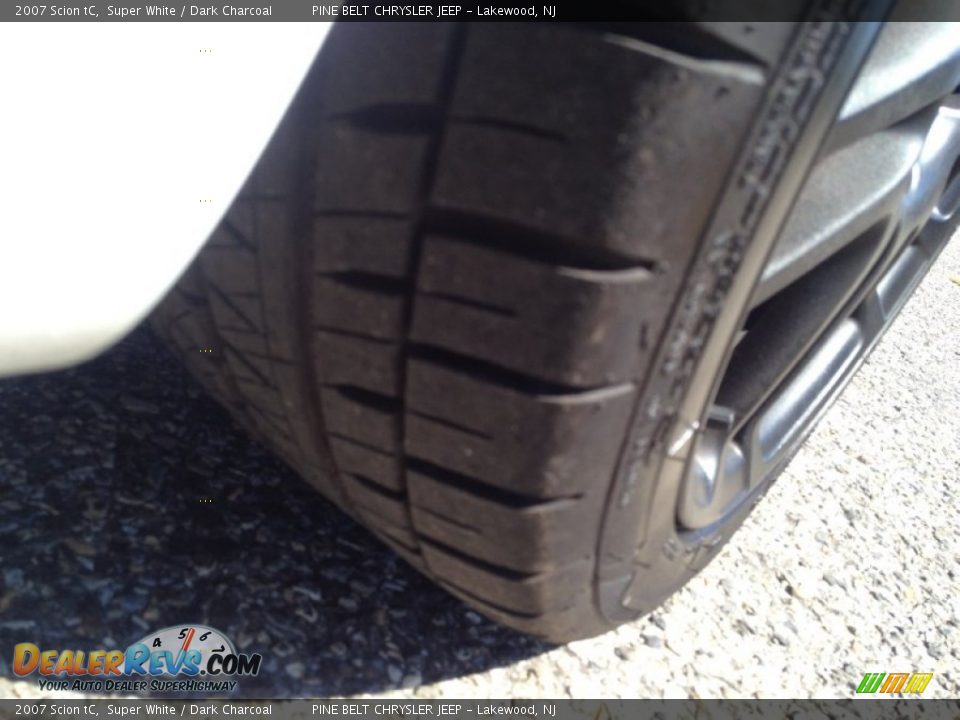 2007 Scion tC Super White / Dark Charcoal Photo #24