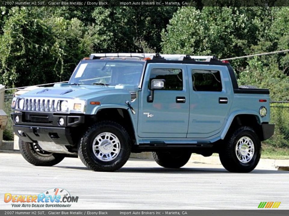 Front 3/4 View of 2007 Hummer H2 SUT Photo #4