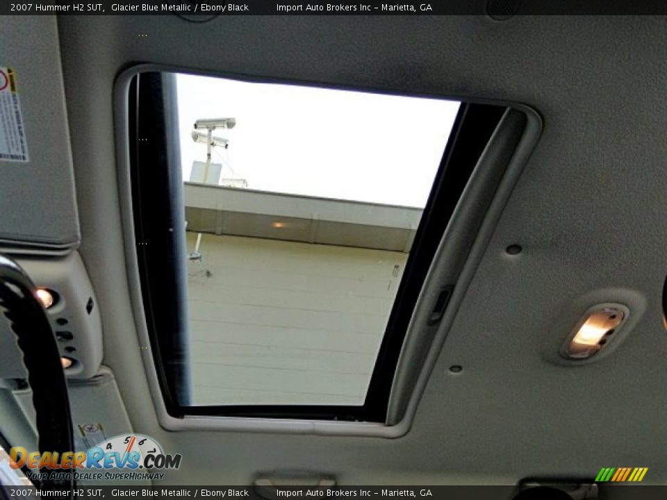 Sunroof of 2007 Hummer H2 SUT Photo #21