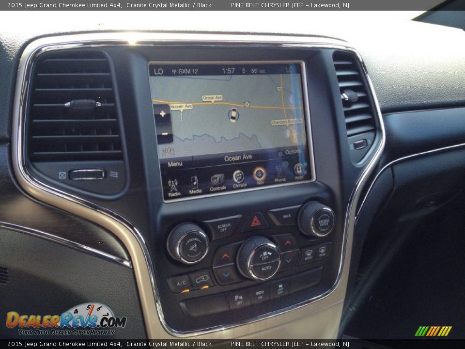2015 Jeep Grand Cherokee Limited 4x4 Granite Crystal Metallic / Black Photo #10