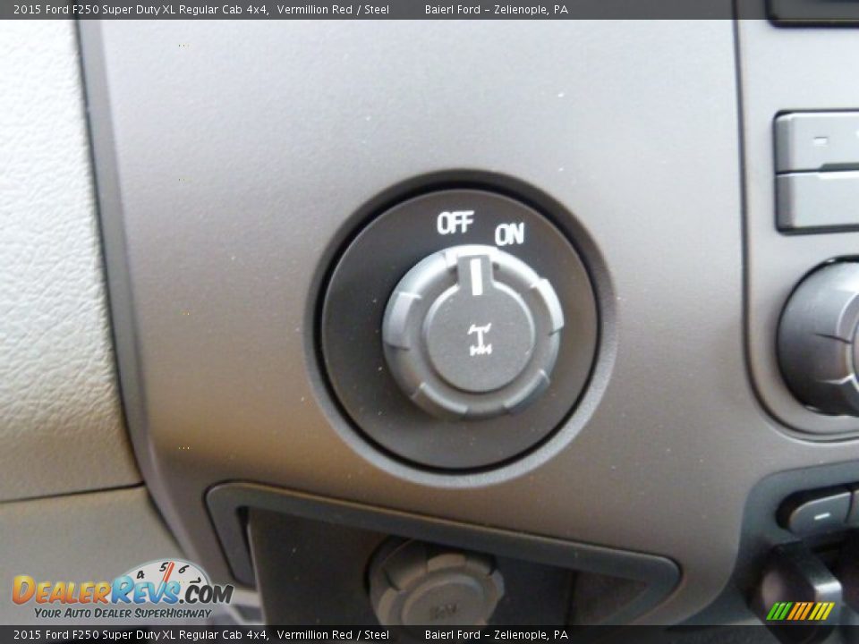 2015 Ford F250 Super Duty XL Regular Cab 4x4 Vermillion Red / Steel Photo #17