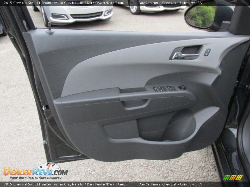 2015 Chevrolet Sonic LT Sedan Ashen Gray Metallic / Dark Pewter/Dark Titanium Photo #11