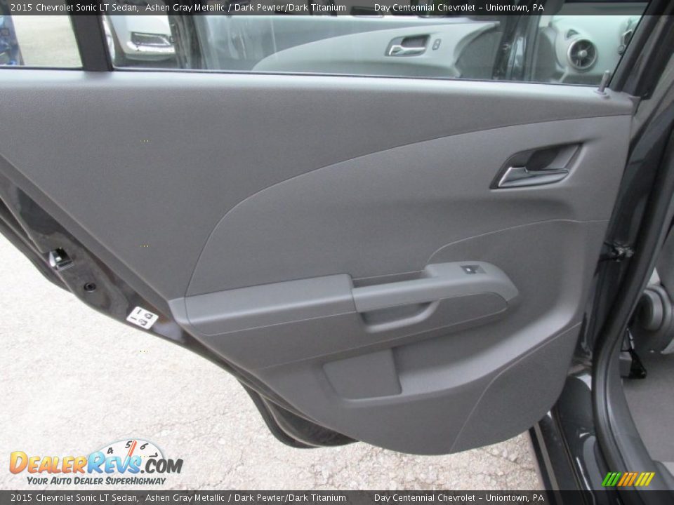 2015 Chevrolet Sonic LT Sedan Ashen Gray Metallic / Dark Pewter/Dark Titanium Photo #14