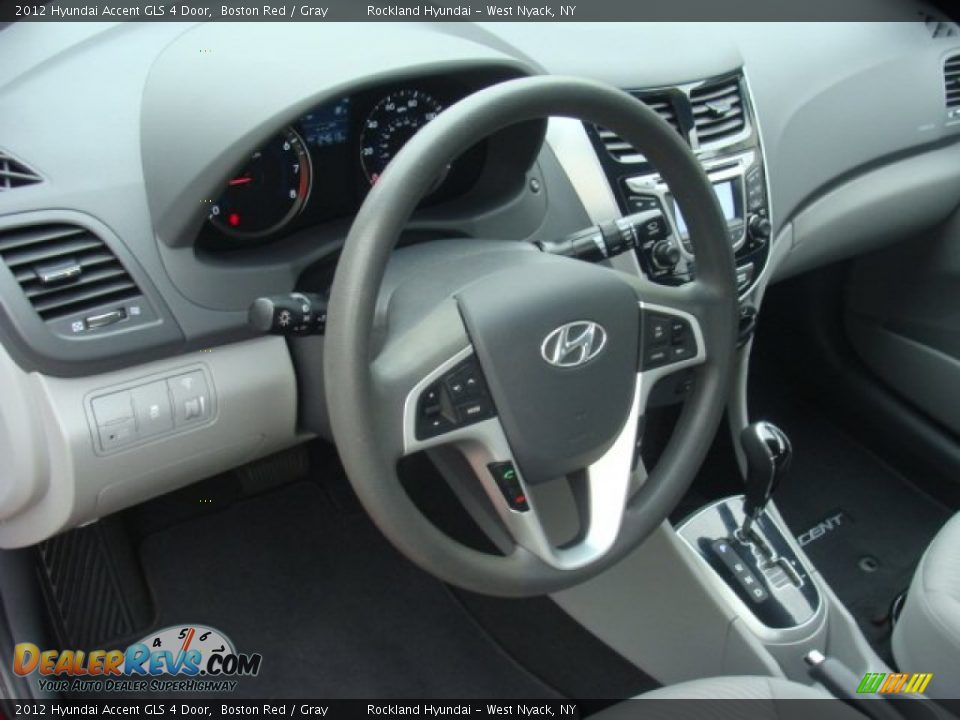 2012 Hyundai Accent GLS 4 Door Boston Red / Gray Photo #9
