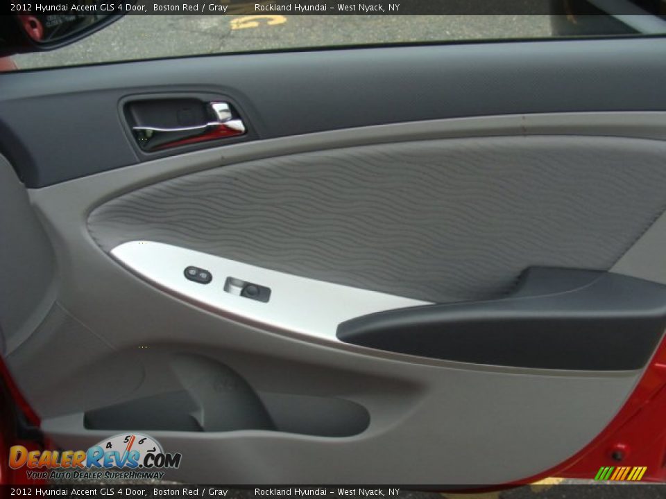 2012 Hyundai Accent GLS 4 Door Boston Red / Gray Photo #24