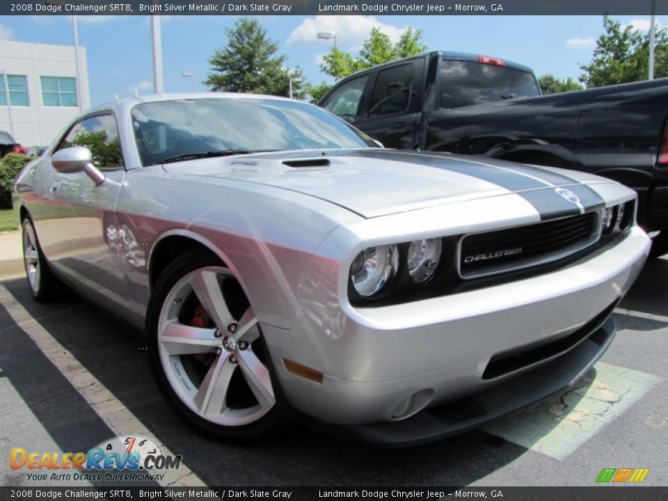 Front 3/4 View of 2008 Dodge Challenger SRT8 Photo #4
