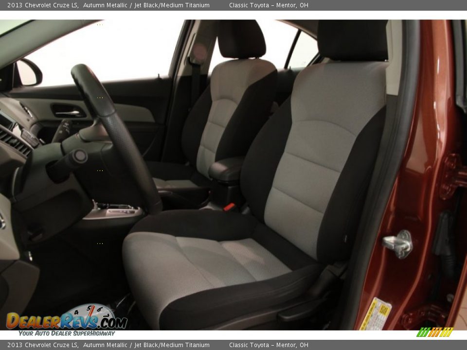 Front Seat of 2013 Chevrolet Cruze LS Photo #5