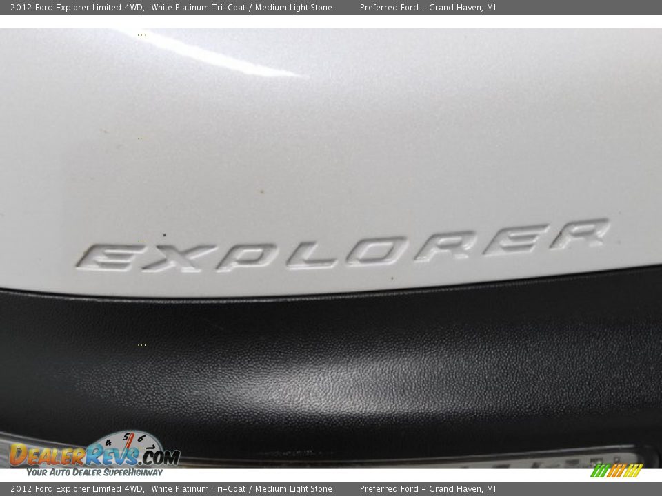 2012 Ford Explorer Limited 4WD White Platinum Tri-Coat / Medium Light Stone Photo #8