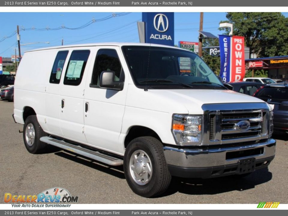 2013 Ford E Series Van E250 Cargo Oxford White / Medium Flint Photo #1