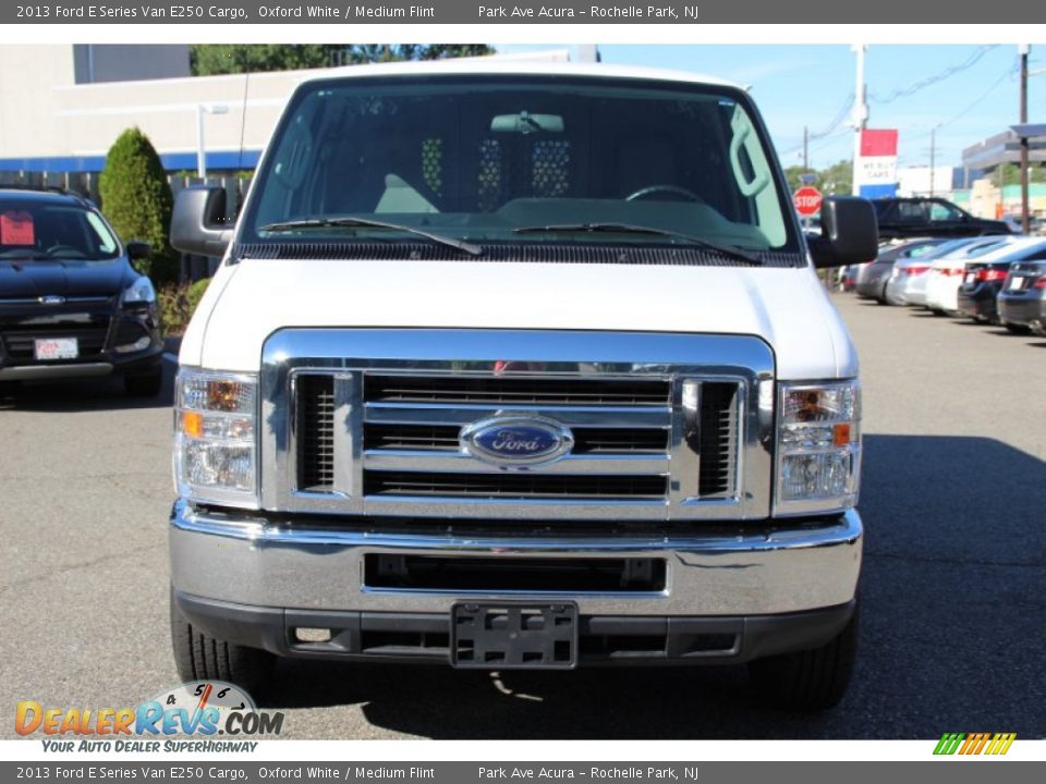 2013 Ford E Series Van E250 Cargo Oxford White / Medium Flint Photo #8