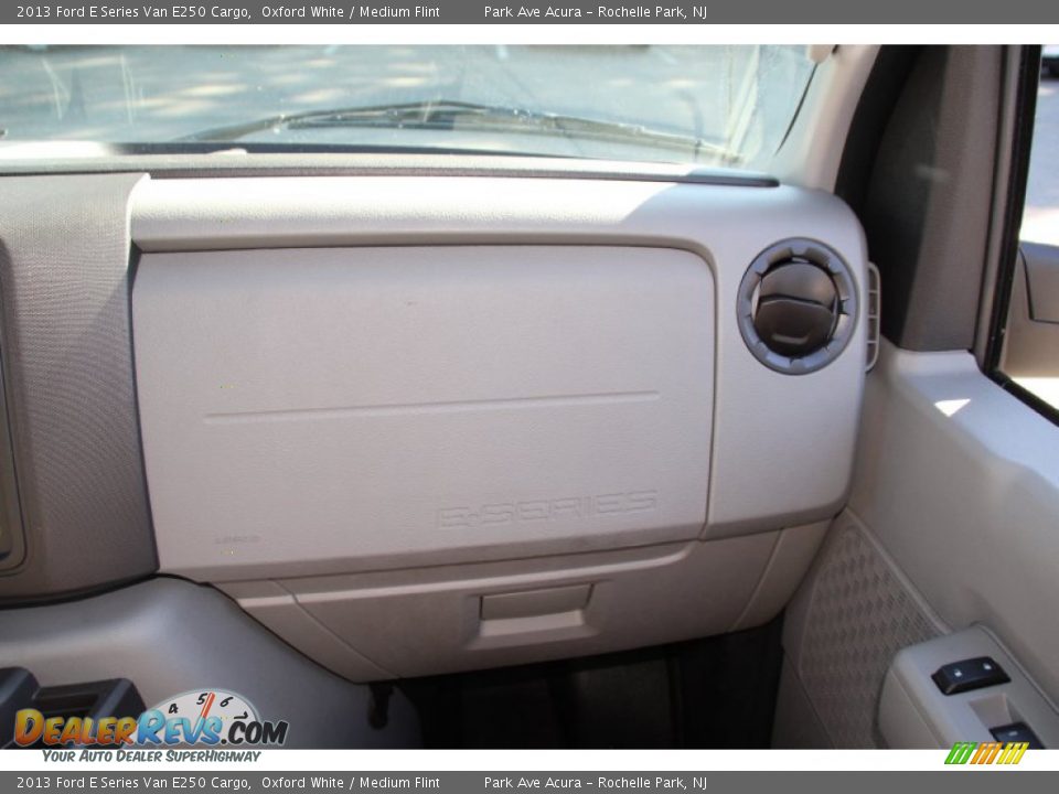 2013 Ford E Series Van E250 Cargo Oxford White / Medium Flint Photo #13
