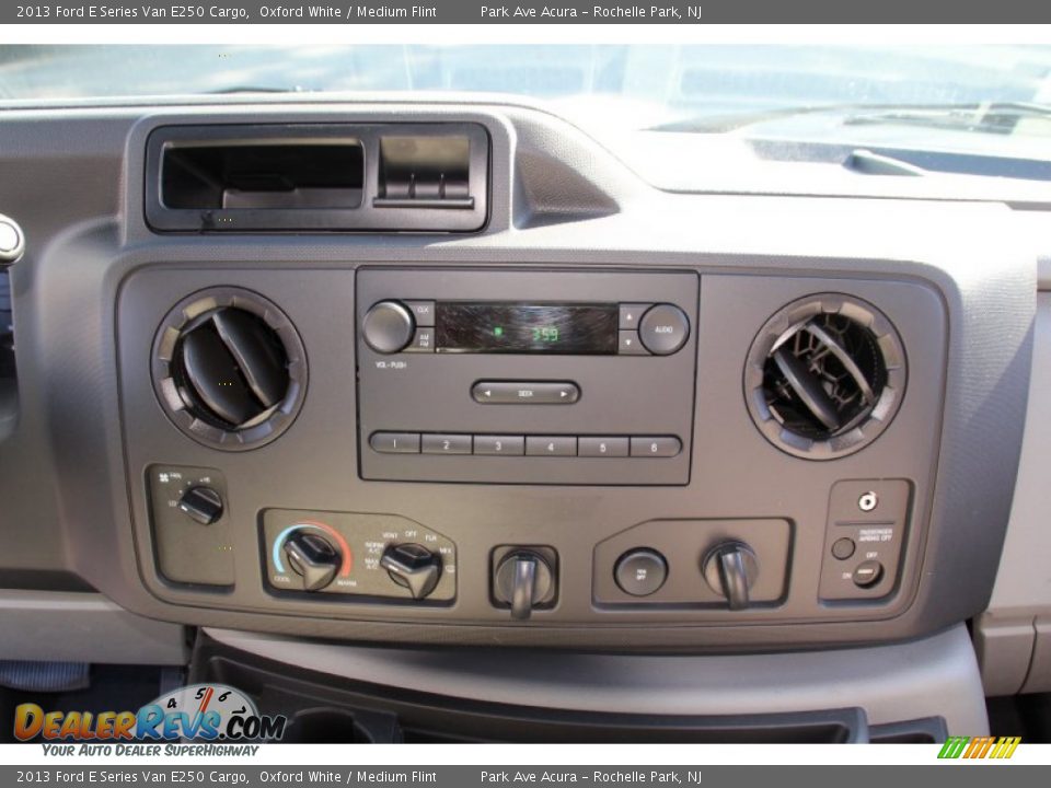 2013 Ford E Series Van E250 Cargo Oxford White / Medium Flint Photo #14