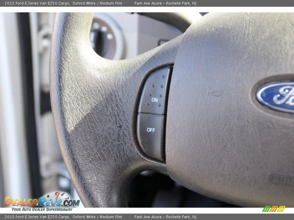 2013 Ford E Series Van E250 Cargo Oxford White / Medium Flint Photo #17