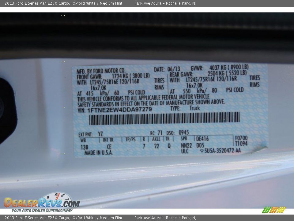 2013 Ford E Series Van E250 Cargo Oxford White / Medium Flint Photo #33