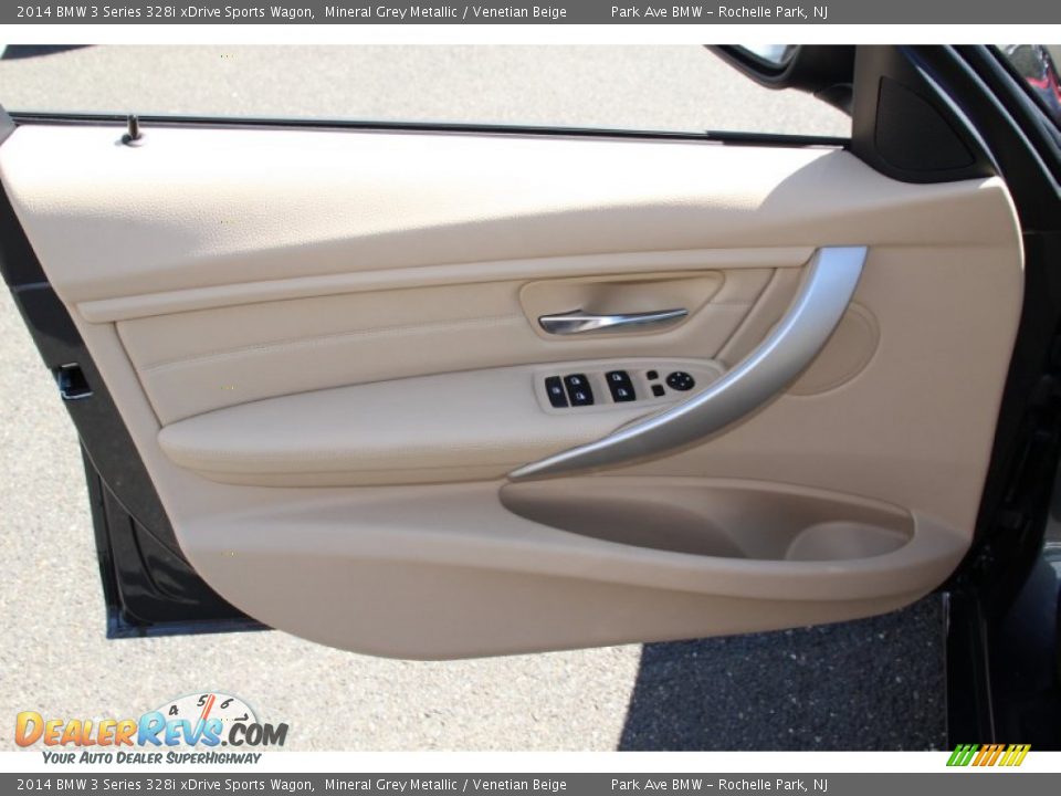Door Panel of 2014 BMW 3 Series 328i xDrive Sports Wagon Photo #9