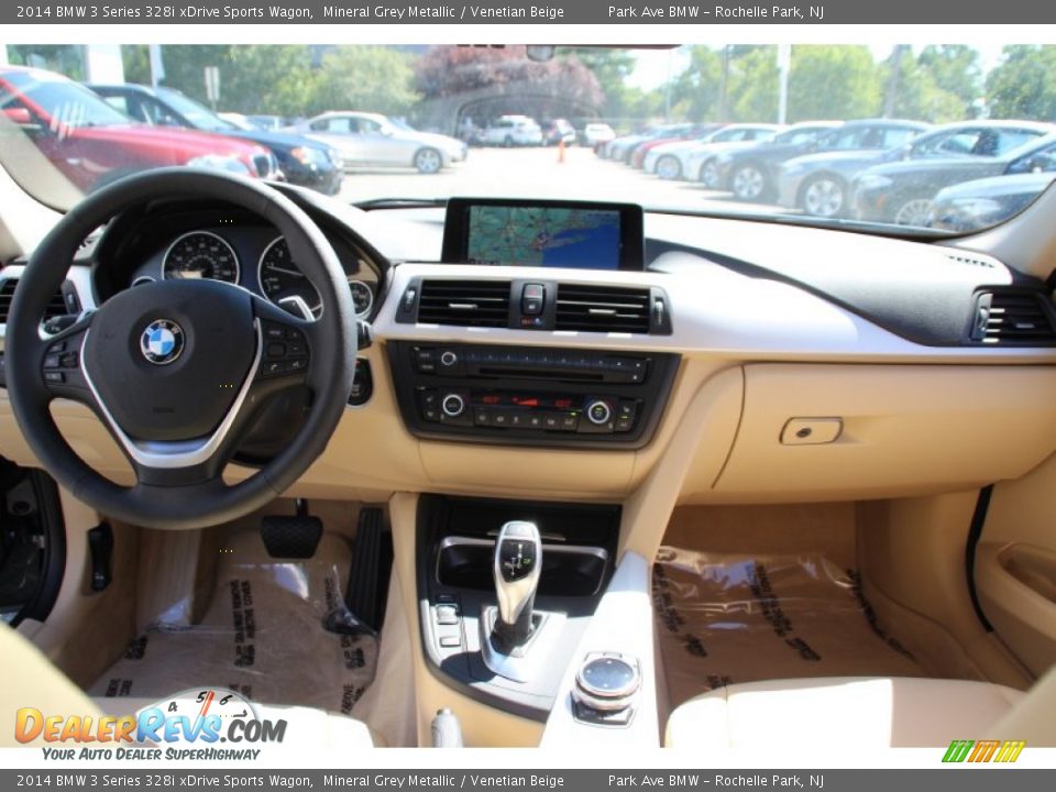 Dashboard of 2014 BMW 3 Series 328i xDrive Sports Wagon Photo #16