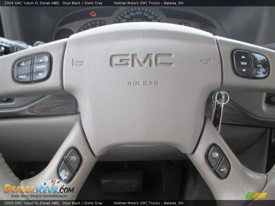 2004 GMC Yukon XL Denali AWD Onyx Black / Stone Gray Photo #11