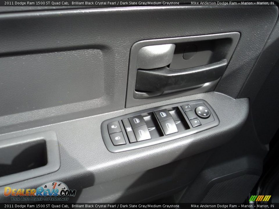 2011 Dodge Ram 1500 ST Quad Cab Brilliant Black Crystal Pearl / Dark Slate Gray/Medium Graystone Photo #11