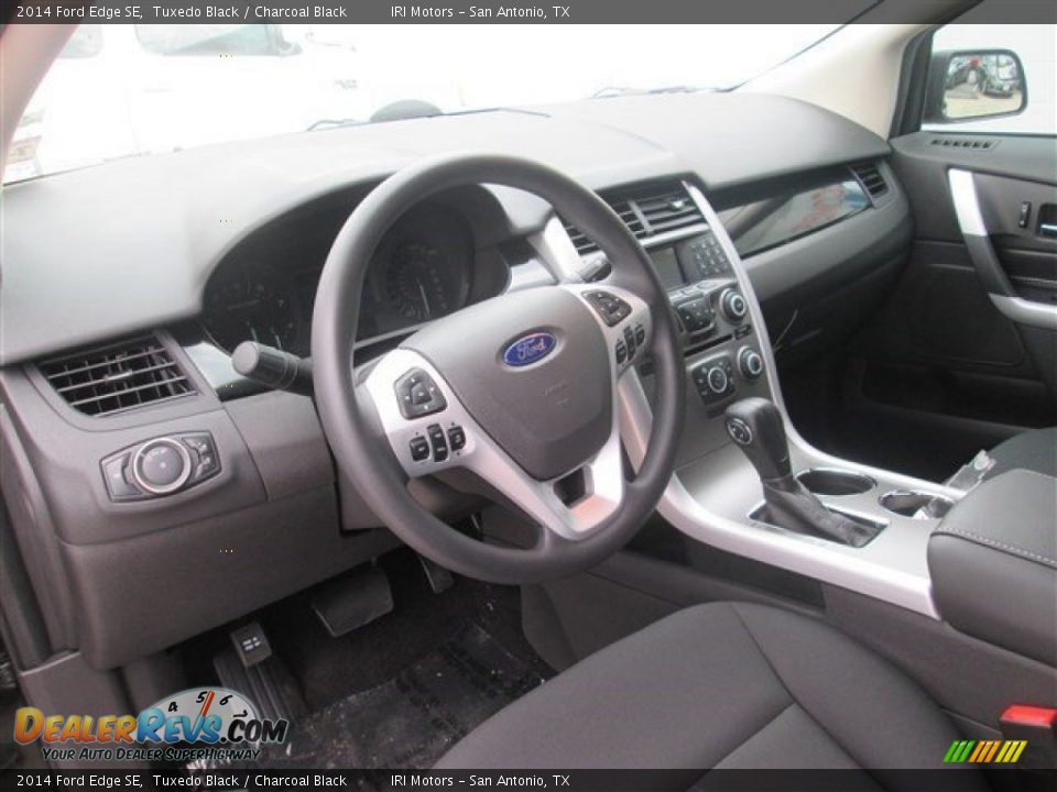 2014 Ford Edge SE Tuxedo Black / Charcoal Black Photo #17