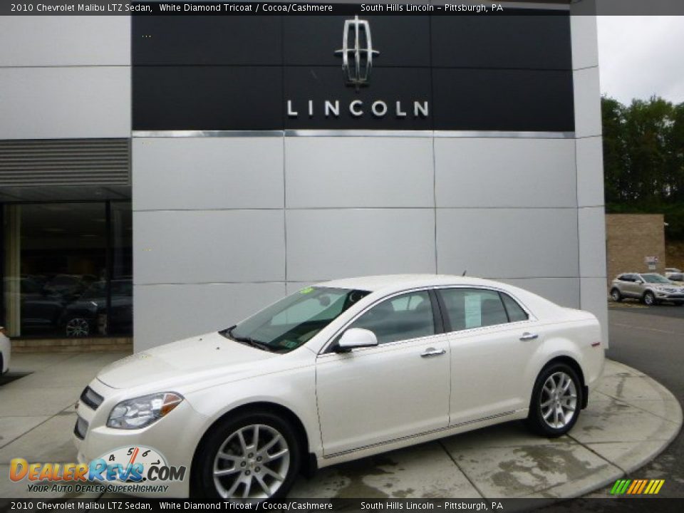 2010 Chevrolet Malibu LTZ Sedan White Diamond Tricoat / Cocoa/Cashmere Photo #1