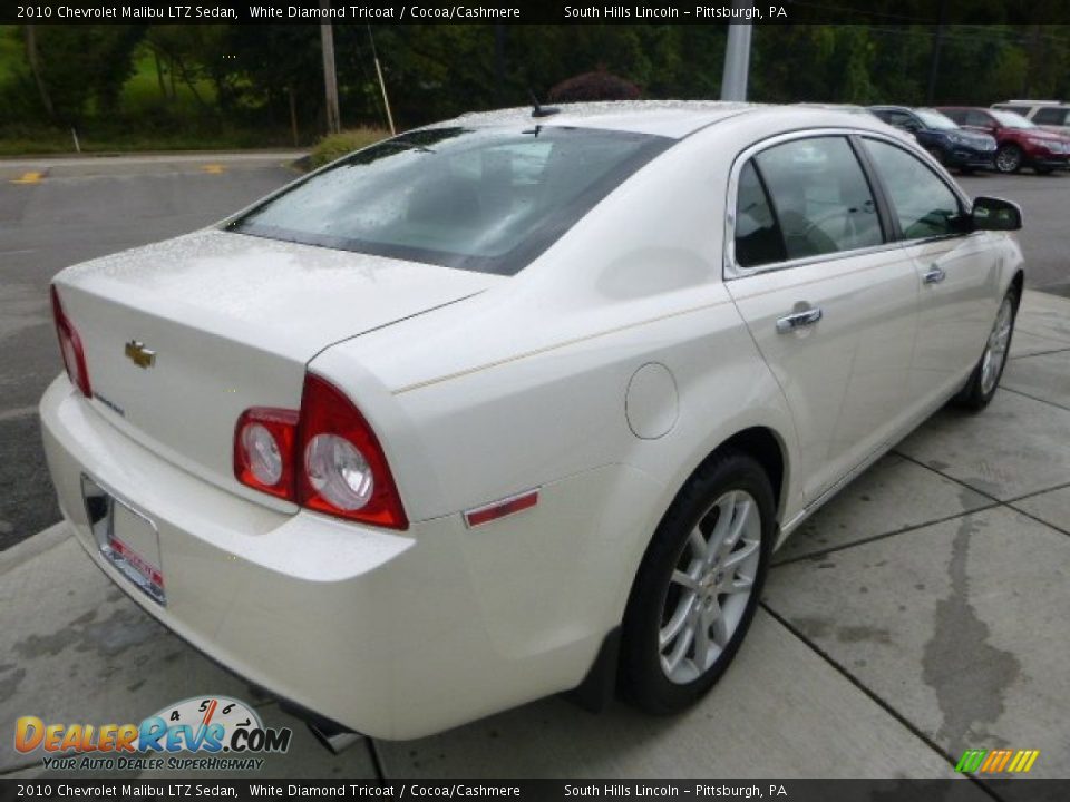 2010 Chevrolet Malibu LTZ Sedan White Diamond Tricoat / Cocoa/Cashmere Photo #5