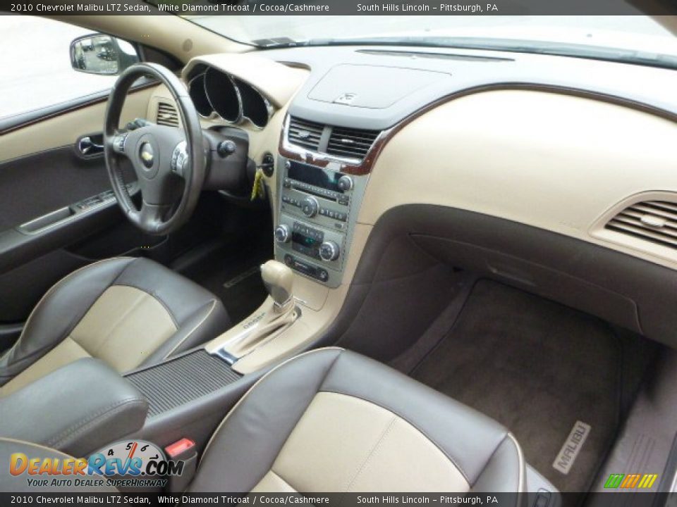 2010 Chevrolet Malibu LTZ Sedan White Diamond Tricoat / Cocoa/Cashmere Photo #11
