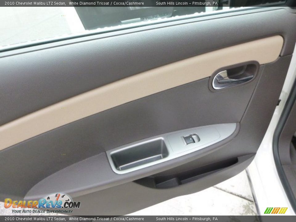 2010 Chevrolet Malibu LTZ Sedan White Diamond Tricoat / Cocoa/Cashmere Photo #19