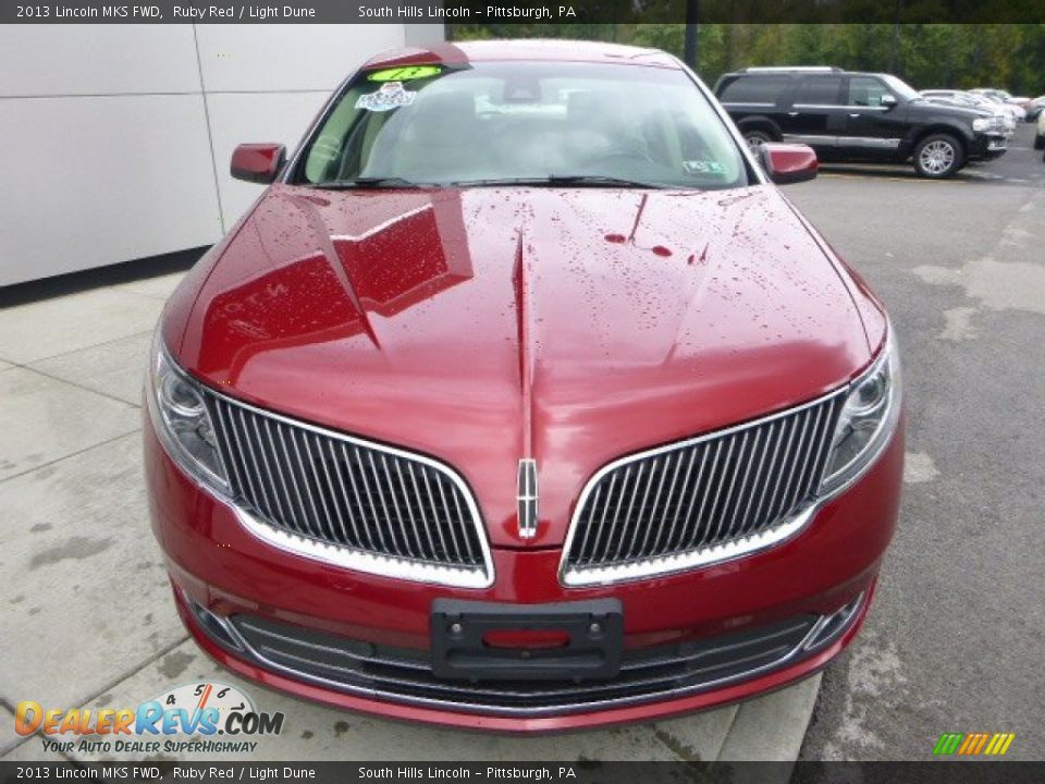 2013 Lincoln MKS FWD Ruby Red / Light Dune Photo #8