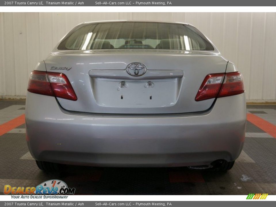 2007 Toyota Camry LE Titanium Metallic / Ash Photo #9