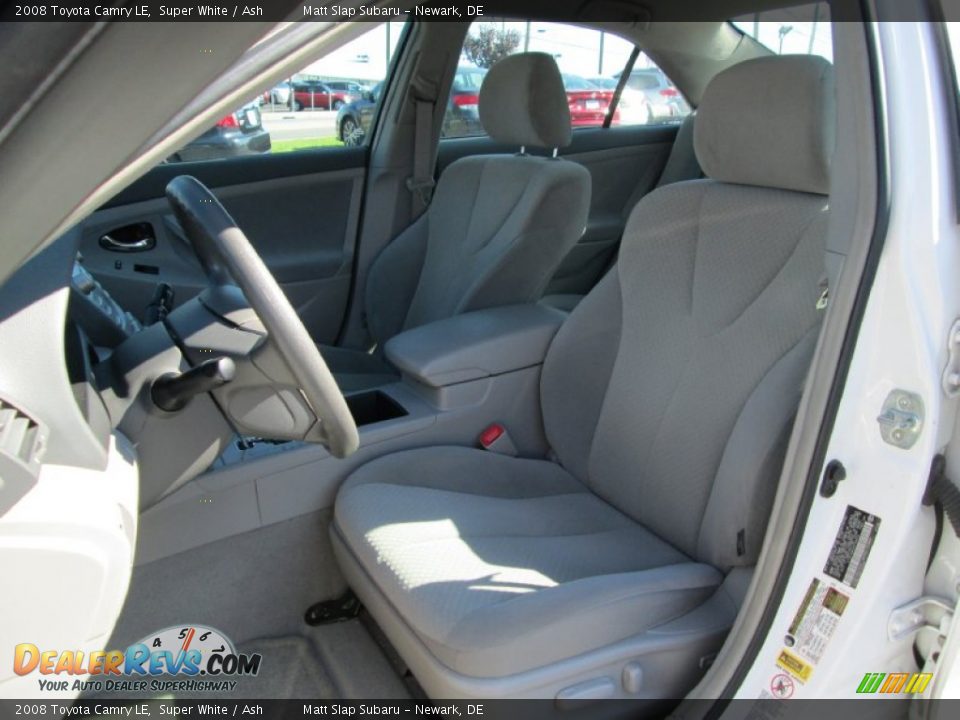 2008 Toyota Camry LE Super White / Ash Photo #14