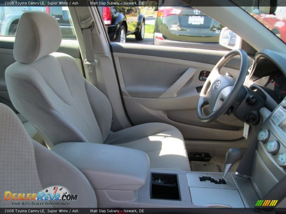 2008 Toyota Camry LE Super White / Ash Photo #15