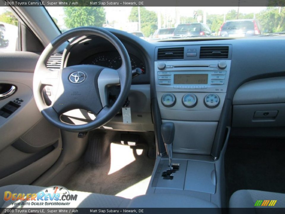 2008 Toyota Camry LE Super White / Ash Photo #16