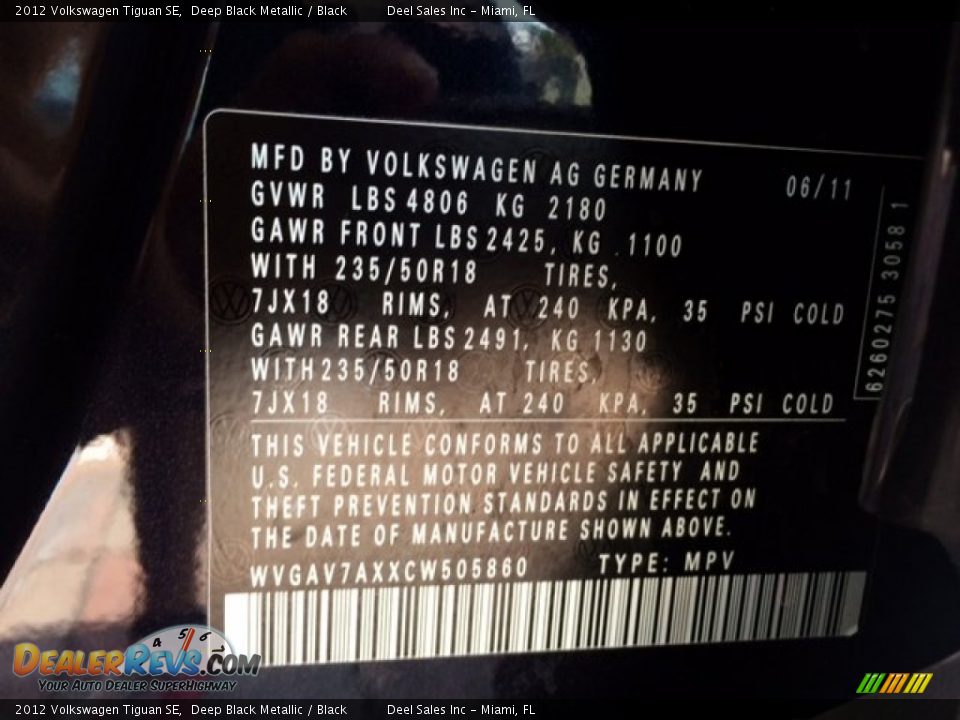 2012 Volkswagen Tiguan SE Deep Black Metallic / Black Photo #15