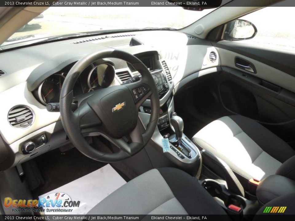 2013 Chevrolet Cruze LS Cyber Gray Metallic / Jet Black/Medium Titanium Photo #13