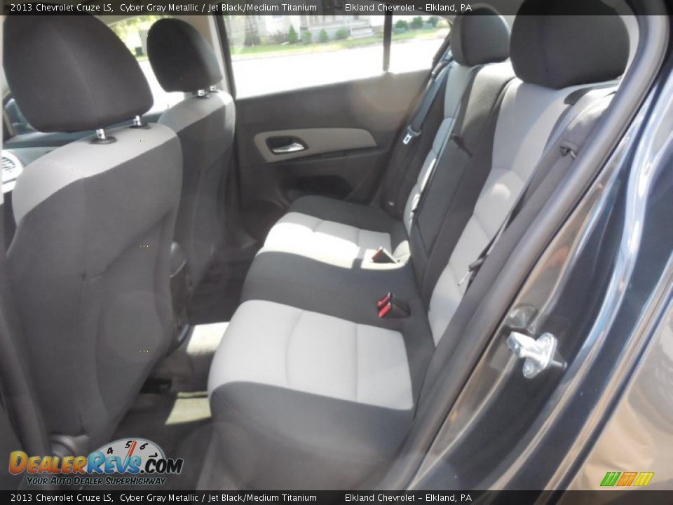 2013 Chevrolet Cruze LS Cyber Gray Metallic / Jet Black/Medium Titanium Photo #36