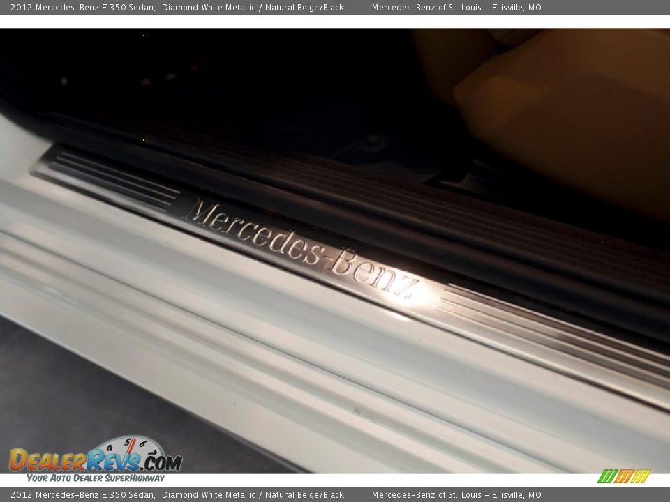 2012 Mercedes-Benz E 350 Sedan Diamond White Metallic / Natural Beige/Black Photo #19