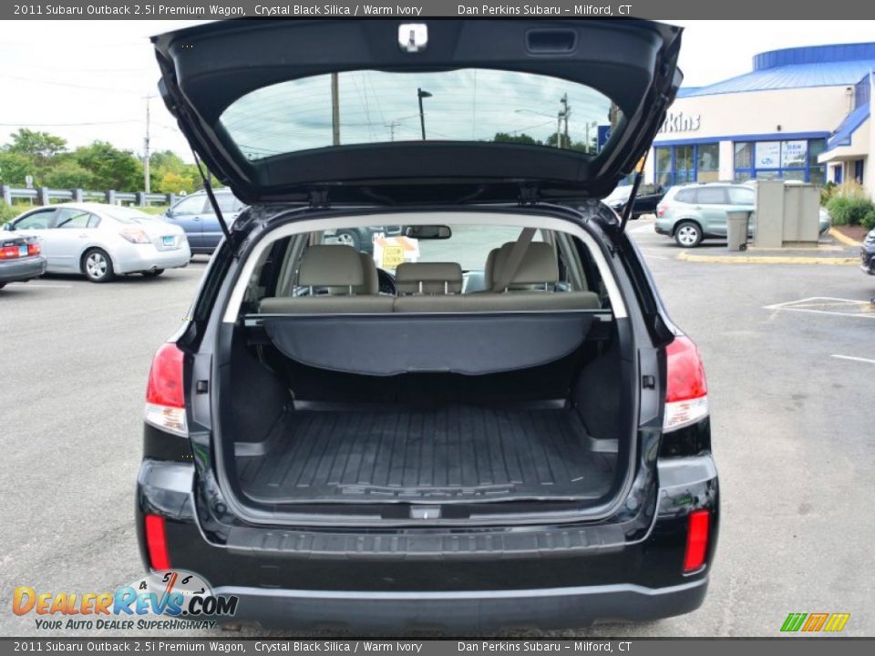 2011 Subaru Outback 2.5i Premium Wagon Crystal Black Silica / Warm Ivory Photo #8