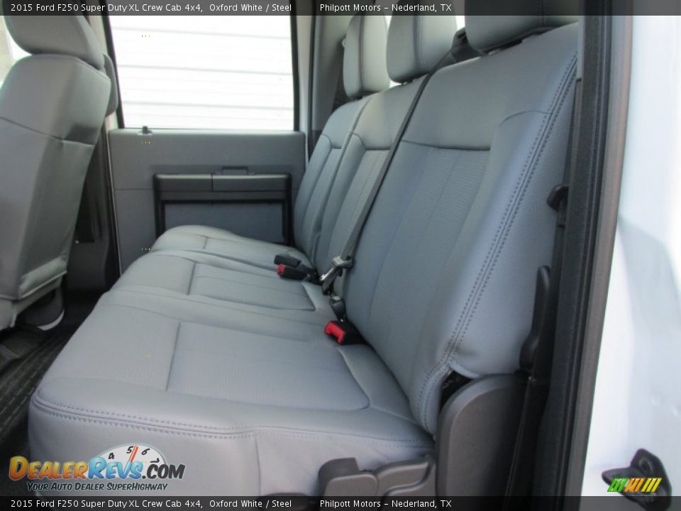 2015 Ford F250 Super Duty XL Crew Cab 4x4 Oxford White / Steel Photo #19