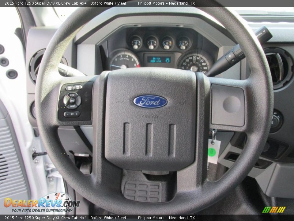 2015 Ford F250 Super Duty XL Crew Cab 4x4 Oxford White / Steel Photo #32