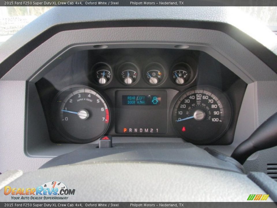 2015 Ford F250 Super Duty XL Crew Cab 4x4 Oxford White / Steel Photo #33