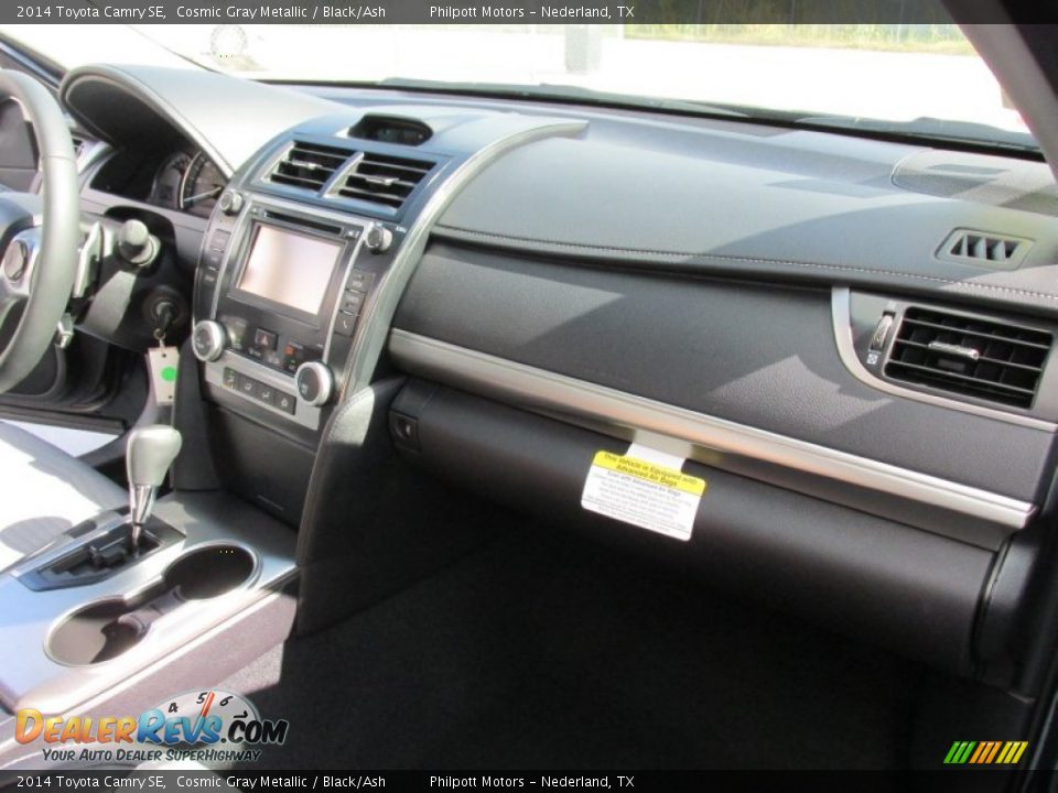 2014 Toyota Camry SE Cosmic Gray Metallic / Black/Ash Photo #18