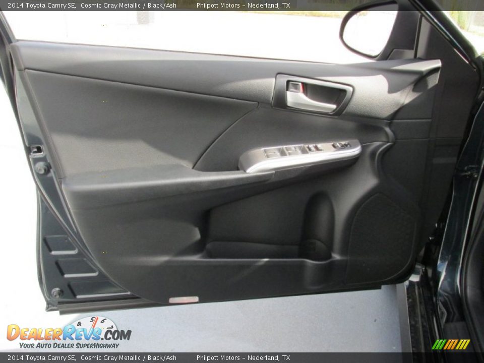 2014 Toyota Camry SE Cosmic Gray Metallic / Black/Ash Photo #21