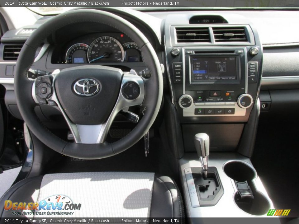2014 Toyota Camry SE Cosmic Gray Metallic / Black/Ash Photo #25