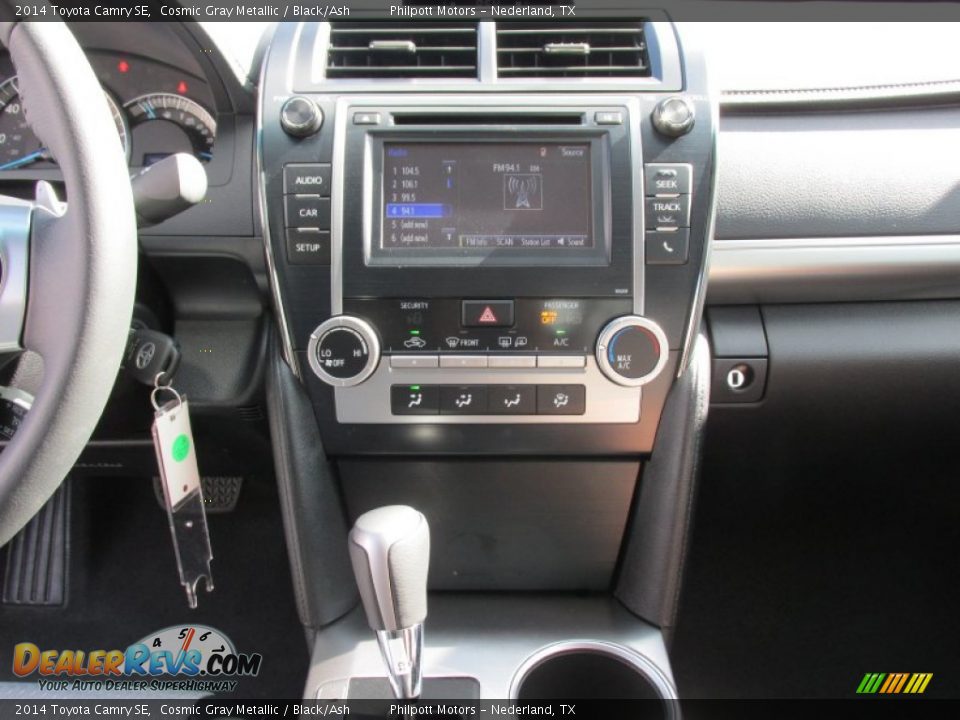2014 Toyota Camry SE Cosmic Gray Metallic / Black/Ash Photo #26
