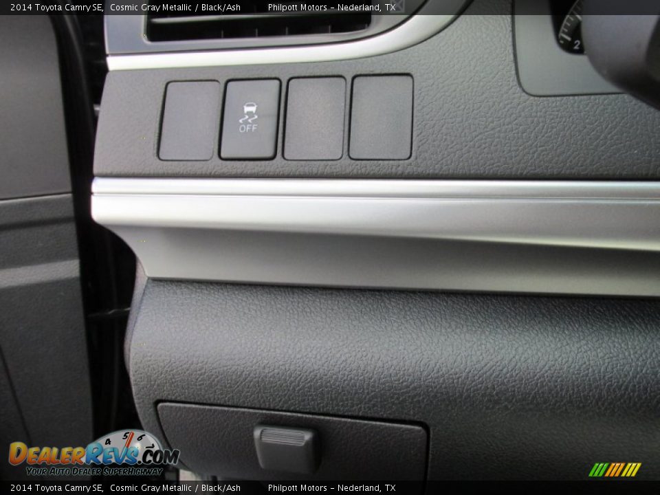 2014 Toyota Camry SE Cosmic Gray Metallic / Black/Ash Photo #32