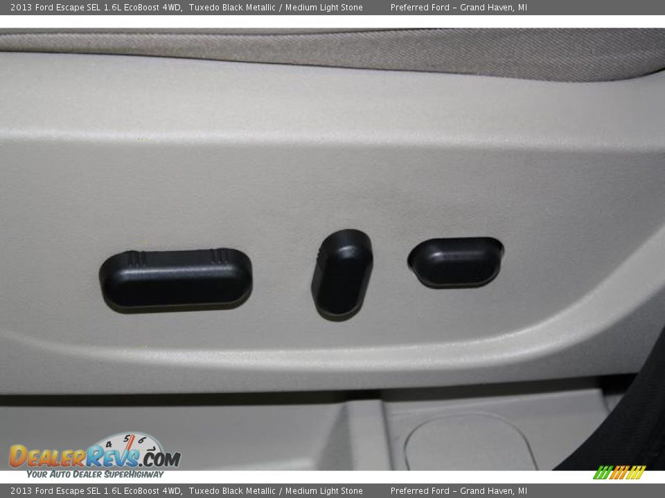 2013 Ford Escape SEL 1.6L EcoBoost 4WD Tuxedo Black Metallic / Medium Light Stone Photo #31